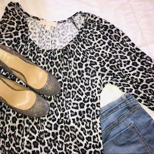 Michael Kors Black & Grey Leopard Peasant Top 🖤